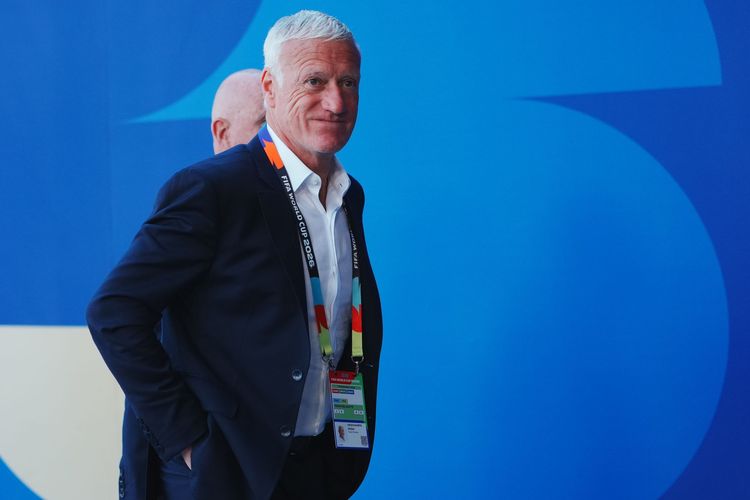 Ibunda Wafat, Deschamps Absen Dampingi Perancis di Piala Dunia