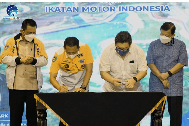 Penandatanganan MoU pembangunan Sirkuit Internasional Bintan di Provinsi Kepulauan Riau (Kepri), Kamis (17/03/2022).