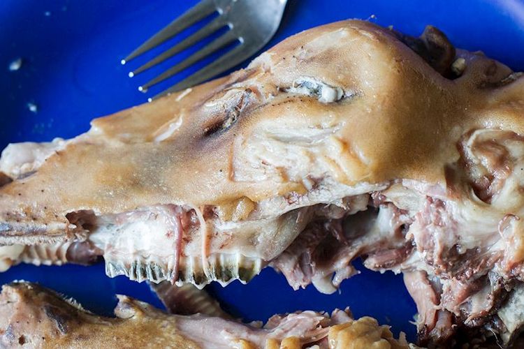 10 Makanan Paling Kontroversial di Dunia 2026 Versi Taste Atlas yang Bikin Lidah Terbata-bata