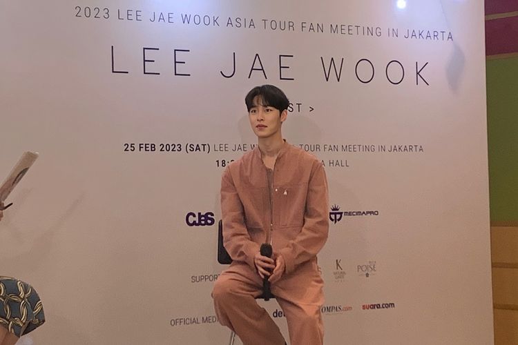 Aktor Korea Selatan Lee Jae Wook saat jumpa pers 2023 Lee Jae Wook Asia Tour Fan Meeting  in Jakarta di The Kasablanka Hall, Jakarta Selatan, Jumat (24/2/2023).