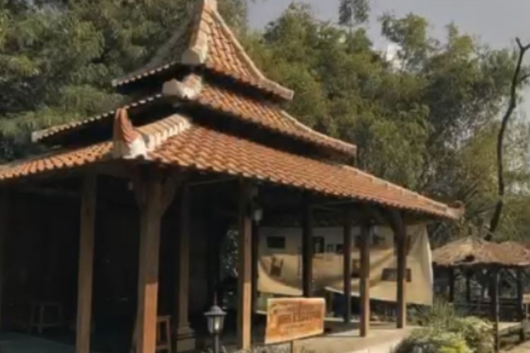 Daya Tarik Desa Wisata Giri Kuno, Jelajahi Giri Kedaton hingga Museum Sunan Giri