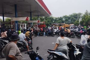 'Gaji Kami Jadi Setengah Hari', Antrean BBM di Medan Bikin Pekerja Kehilangan Penghasilan