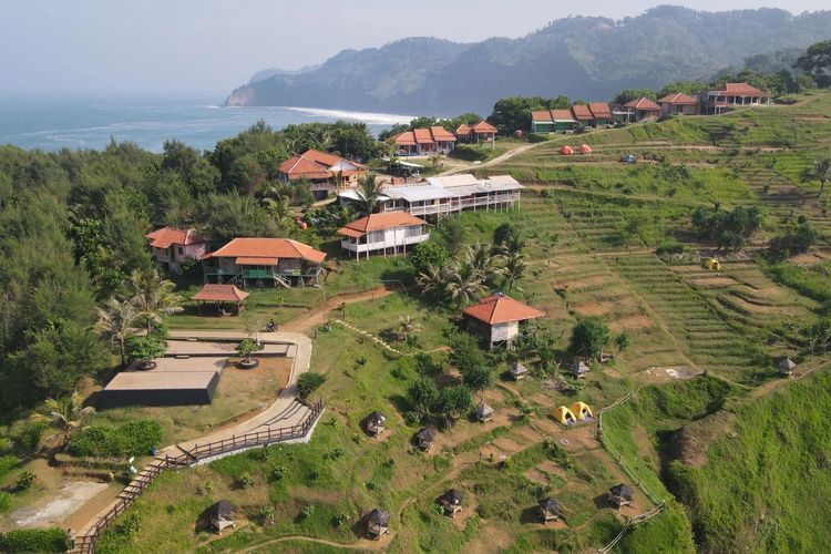 5 Tempat Wisata di Kebumen untuk Liburan Akhir Pekan, Ada Pantai hingga Gua