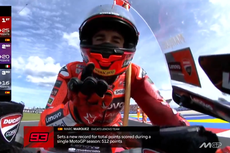 Marc Marquez (Ducati) melintasi garis finish tercepat di MotoGP San Marino 2025 pada Minggu (14/9/2025) dan membuatnya makin dekat dengan gelar juara dunia MotoGP 2025.