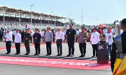 Presiden Jokowi Hadiri dan Apresiasi Kesuksesan Pertamina Grand Prix of Indonesia 2024