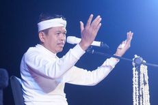 Survei Litbang Kompas Pilkada Jabar 2024: “Iket” Kepala Dedi Mulyadi Dulang Elektabilitas