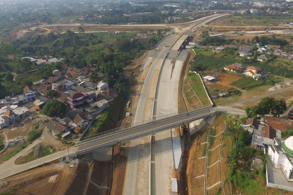 Lahan simpanan terakhir dari pengembangan Rancamaya 1 ini berlokasi dekat akses tol Jalan Tol Bogor-Ciawi-Sukabumi (Bocimi) dan akan terhubung langsung ke jalan tembus dalam kota Bogor atau Bogor Inner Ring Road (BIRR). 