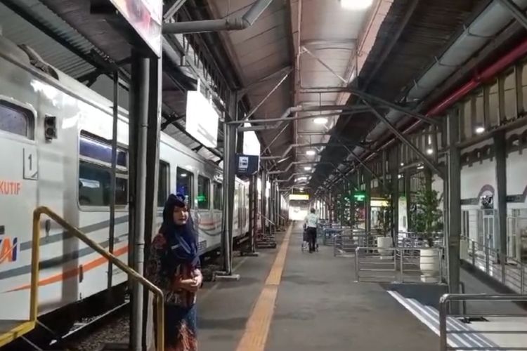 Stasiun Tawang Bank Jateng mulai diaktifkan setelah terendam banjir. Jumat (15/3/2024).