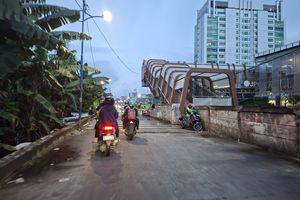 Menjajal “Jalan Tol” Motor dari Karet ke Grogol Tanpa Macet