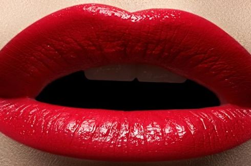 Sepasang Bibir Tebal Bikin Wanita Terlihat Lebih Muda dari Usia Sebenarnya