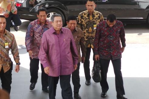 Ditemani Sudi Silalahi, SBY Temui Presiden Jokowi di Istana