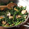 Resep Tumis Sayur Bayam Bakso Jamur, Makanan Sehat Fokus Hadapi UTBK