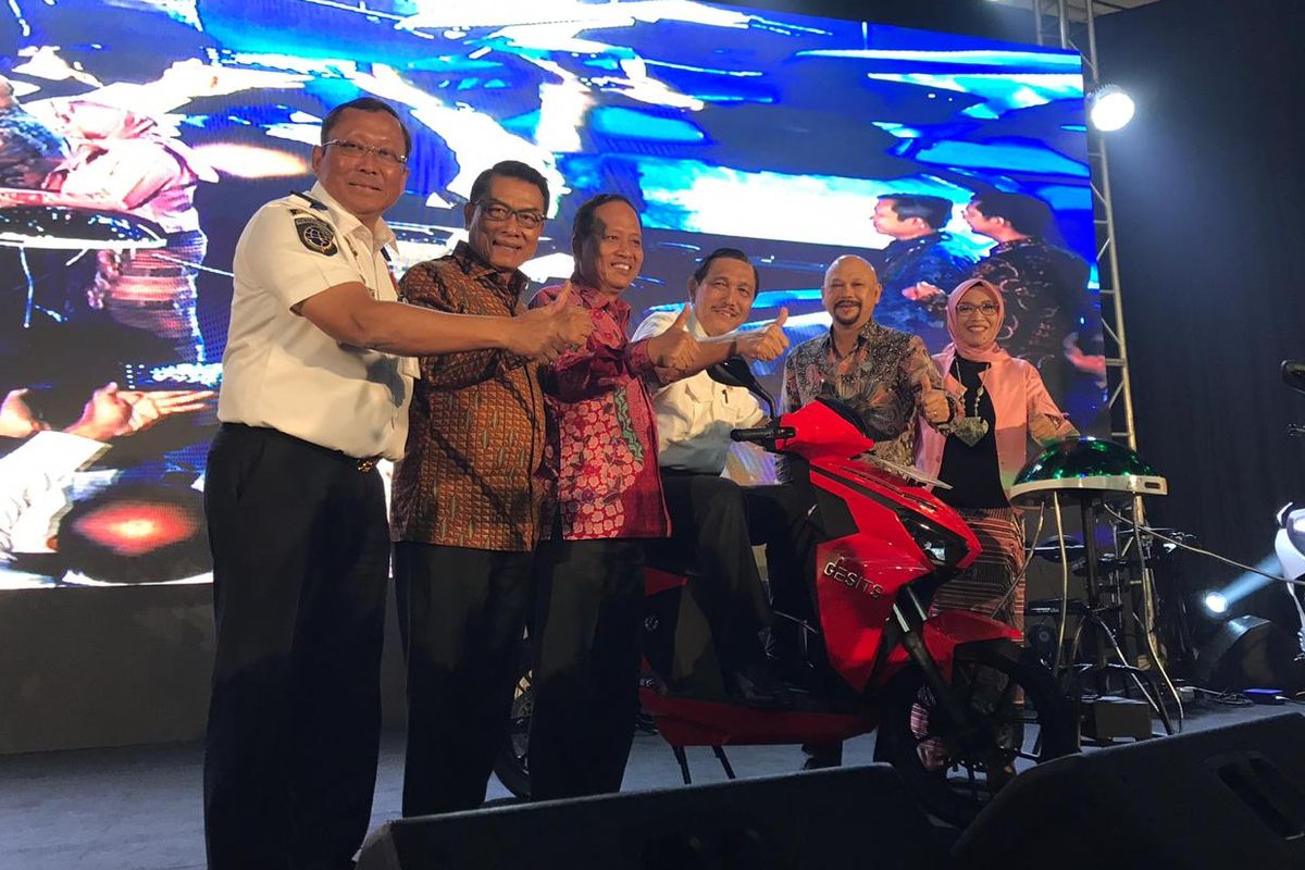 Ajang IEMS 2019 resmi dibuka, jadi pameran kendaraan bermotor listrik pertama di Indonesia