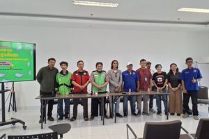 Saat Nyawa Ojol Jadi Taruhan, Terpaksa Terima Pesanan Antar Kulkas hingga Kasur