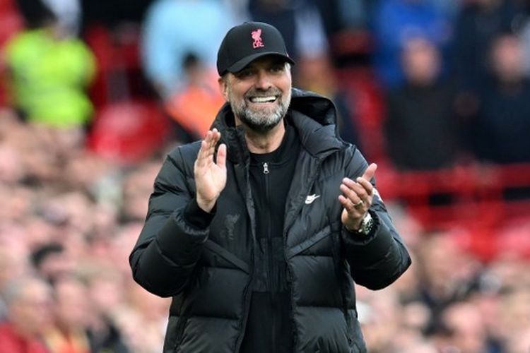 Ekspresi Juergen Klopp saat Liverpool menang 2-0 atas Everton di Anfield pada lanjutan Liga Inggris, Minggu (24/4/2022) malam WIB.
