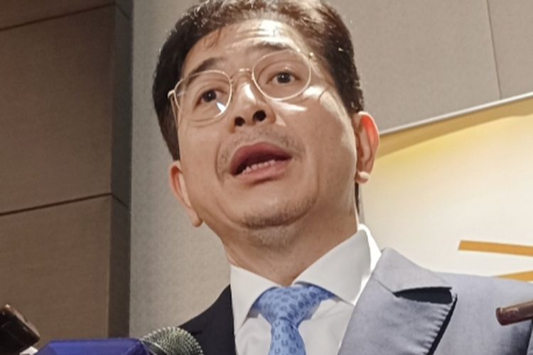 Ketua Dewan Pengawas Indonesia Business Council (IBC) Arsjad Rasjid memberikan keterangan usai konferensi pers Kick Off Indonesia Economic Summit (IES) 2026 di Hotel Fairmont, Jakarta, Selasa (26/8/2025). 