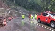 Tanjakan Clongop Kembali Longsor, Batu Ukuran 3 Meter Tutup Akses Jalan Gunungkidul-Klaten