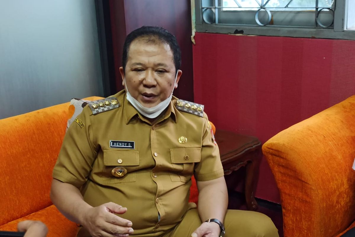 Bupati Jember Hendy Siswanto  saat ditemui di DPRD Jember Senin (29/3/2021)