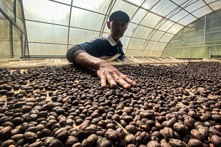Dari Sungai ke Cangkir: Perjalanan Kopi Gununghalu Bergerak Bersama Menembus Dunia