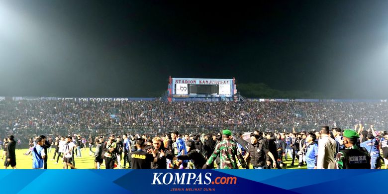 Tragedi Kanjuruhan Arema FC: 127 Korban Jiwa, Mobil Terbakar, Liga 1 Berhenti