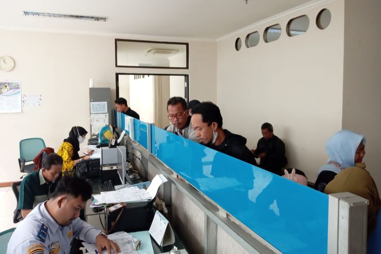 Pendaftaran mudik gratis Pemkab Karawang di Kantor Dishub Karawang, Kamis (14/3/2024).