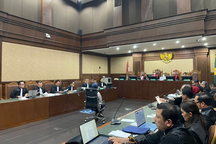 Bujuk Rayu untuk Riezky Aprilia agar Mundur demi Harun Masiku
