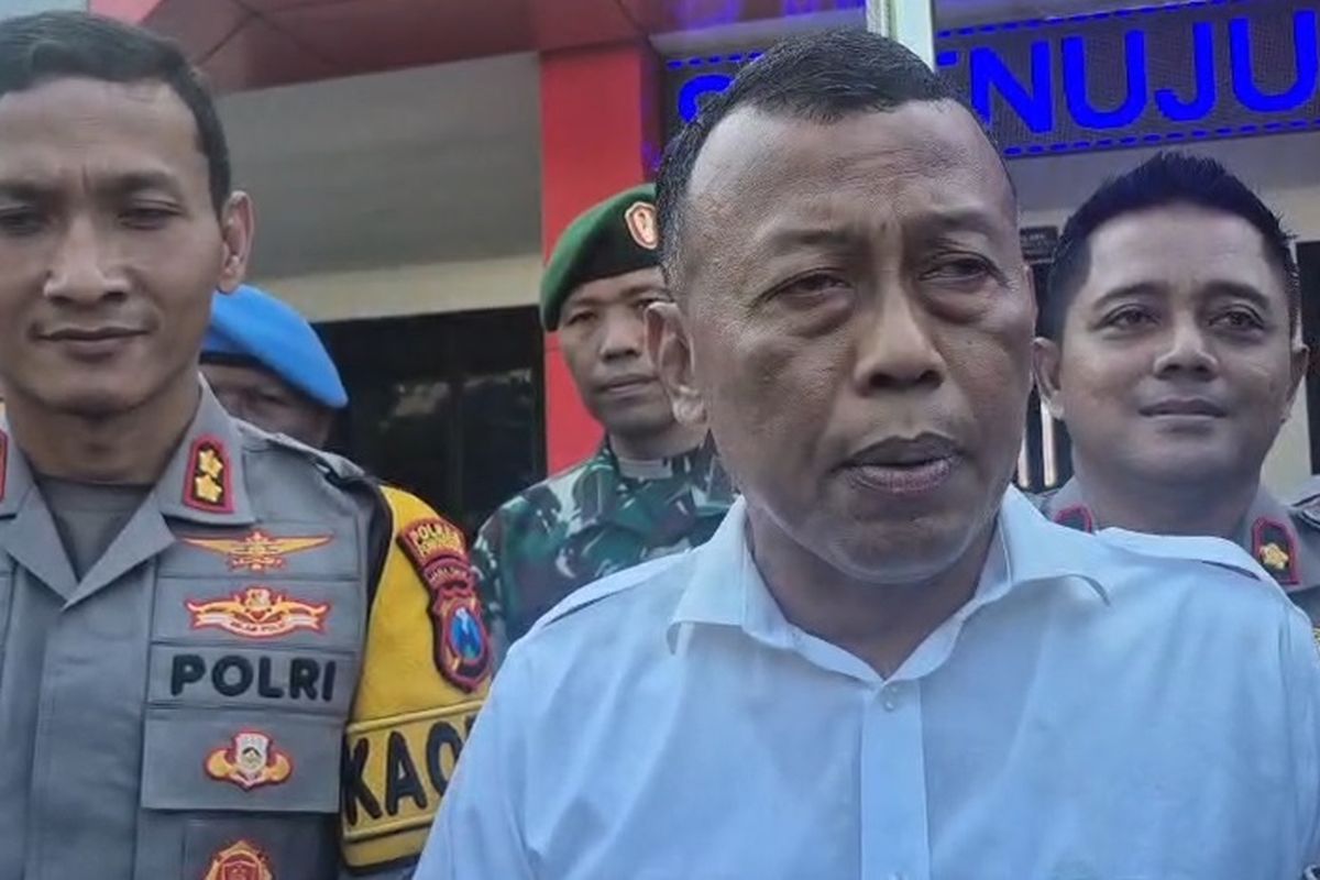 Bupati Ponorogo, Sugiri Sancoko, memastikan Pemerintah Kabupaten Ponorogo kembali memberlakukan pembelajaran tatap muka mulai Rabu (3/9/2025) setelah sempat mengumumkan sistem daring selama empat hari untuk mengantisipasi aksi penyampaian aspirasi sejumlah elemen masyarakat.