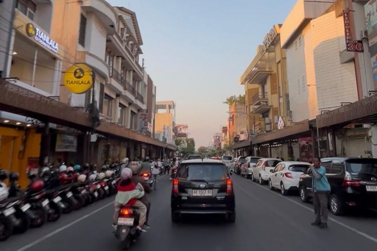 Viral Warganet Keluhkan Pungli dan Beda Tarif Parkir Cash Vs QRIS di Solo, Dishub Buka Suara