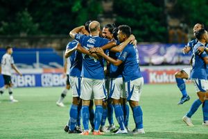 BREAKING NEWS: Laga PSM Vs Persib Ditunda karena Covid-19, PSIS Vs Persebaya Tetap Lanjut