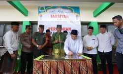 Resmikan Ponpes Ma'had Islam, Pj Gubernur Riau Yakin Pesantren akan Hasilkan Anak Didik Hebat