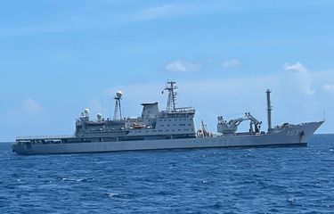 Chinese Navy Joins Efforts to Salvage Lost Indonesian Submarine