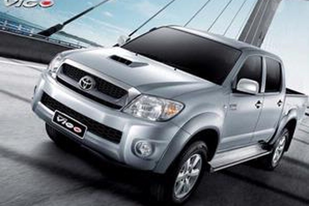 Hilux double cab diimpor dari Thailand