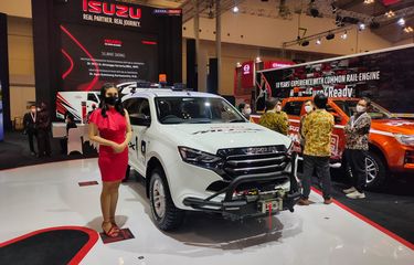 Isuzu Mu-X Cuma Tersedia Varian 4x4, Ini Alasannya