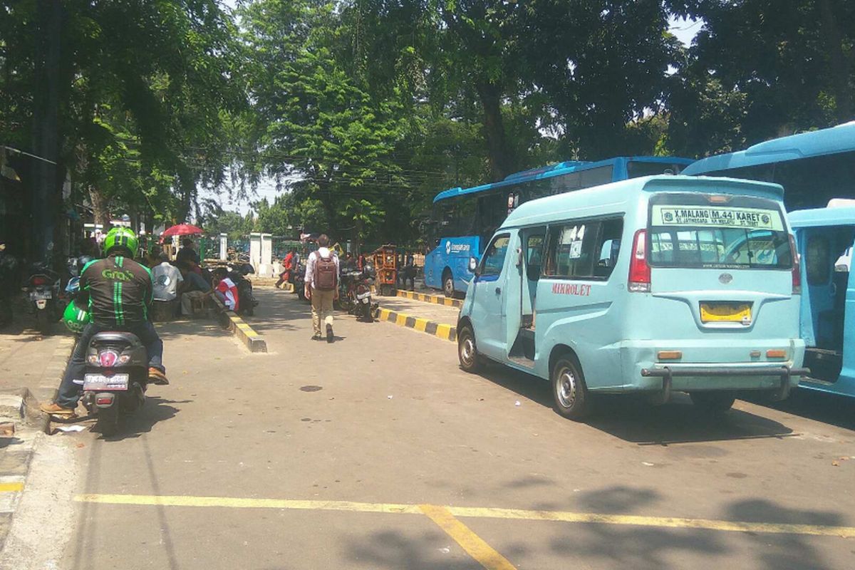 Kawasan Stasiun Tebet.