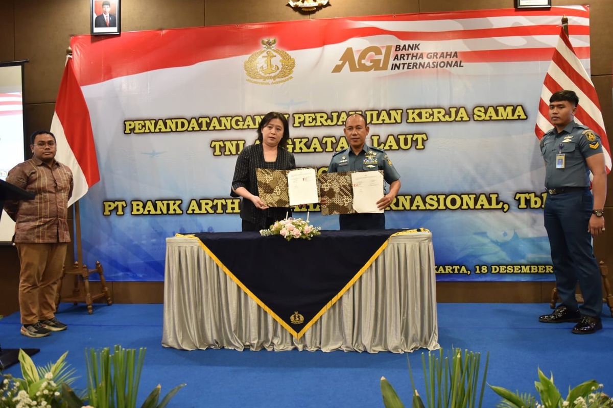 Penandatanganan kerja sama antara PT Bank Artha Graha Internasional Tbk dengan TNI Angkatan Laut. 
