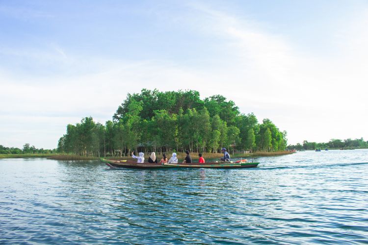 Danau Seran di Banjarbaru, Kalimantan Selatan