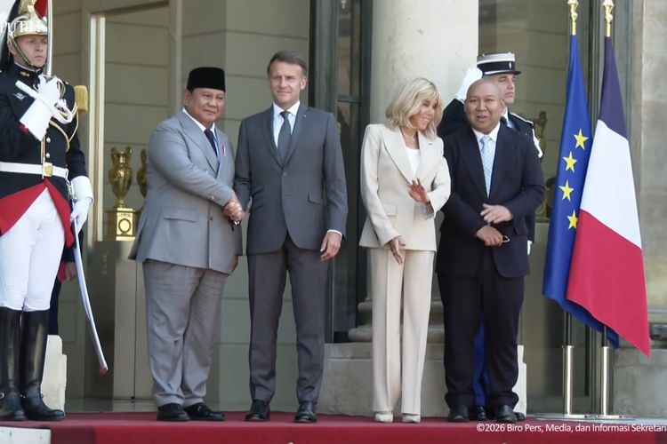 Ditemani Didit, Prabowo Bertemu Presiden Perancis Macron di Istana Elysee