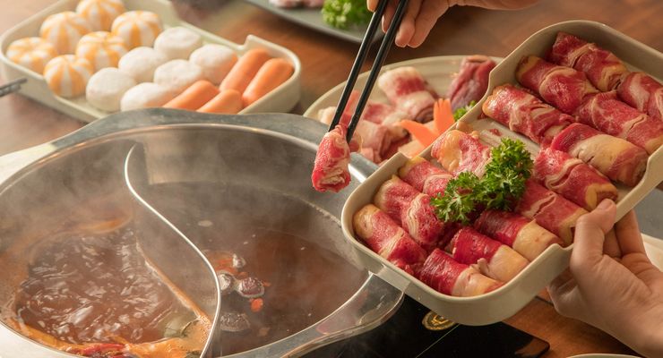 Kencing di Panci Hot Pot, Dua Remaja Dihukum Denda Rp 5 Miliar