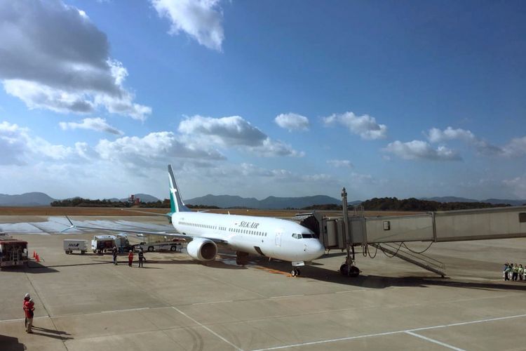 Silk Air saat penerbangan perdana Singapura-Hiroshima, 30 Oktober 2017.