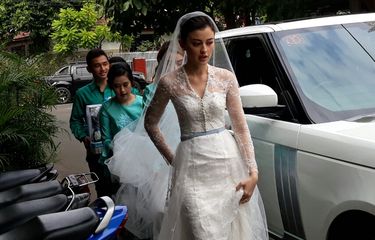 Kimberly Ryder Menikah dengan Edward Akbar