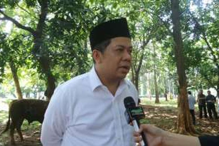 Wakil Ketua DPR Fahri Hamzah di Kompleks Parlemen, Senayan, Jakarta, Senayan, Jakarta, Selasa (13/9/2016)