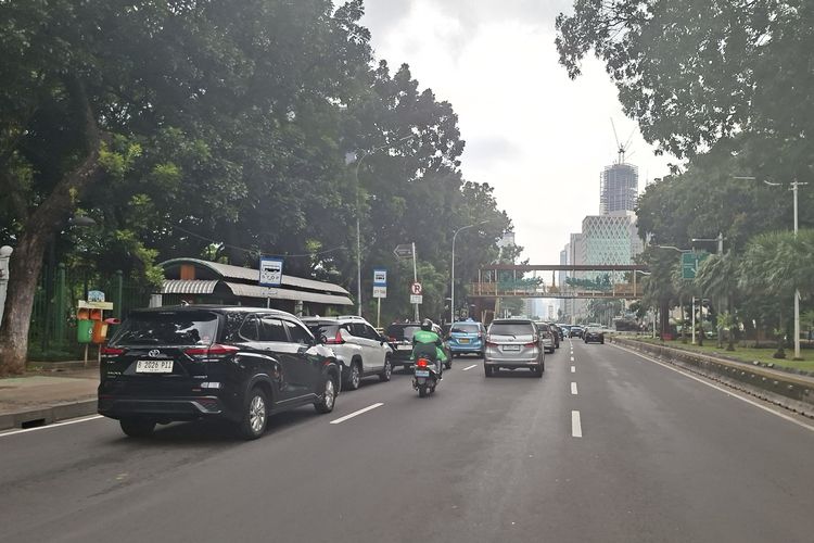 Menyusuri Jalanan Jakarta H+4 Lebaran: Ramai meski Tak Macet, 45 Menit Tempuh 20 Km