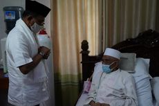 Temui TGH Turmudzi yang Sakit, Moeldoko Sampaikan Salam dan Doa Jokowi