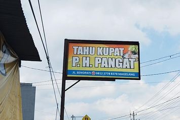 Ini Ciri Khas Kupat Tahu Pak Pangat Magelang yang Bikin Beda