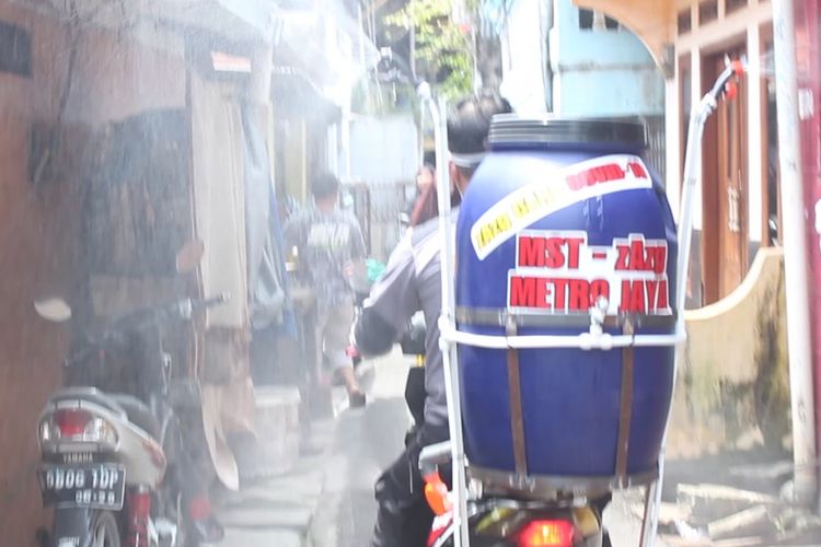 Modifikasi Honda Beat ala Water Cannon cegah virus corona