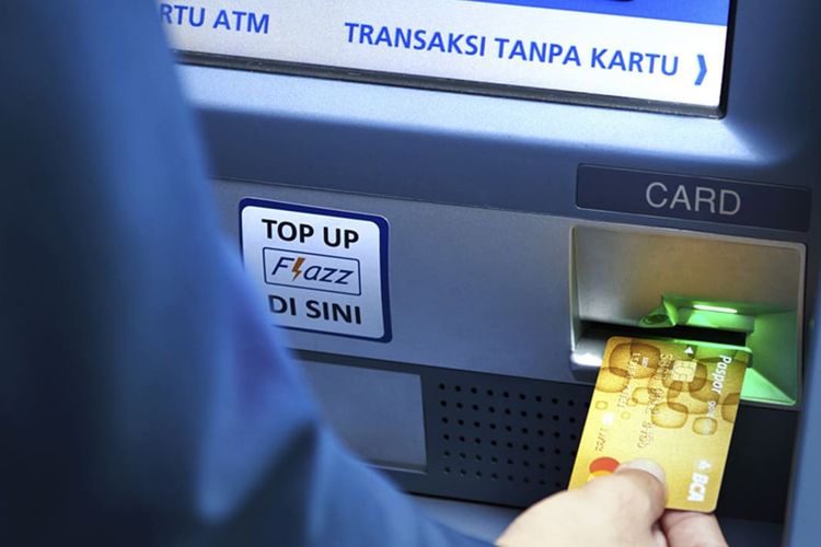 Cara transfer uang lewat ATM BCA, BRI, BNI, dan Mandiri dengan mudah