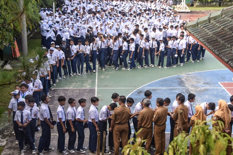 Daftar Pemda Paling Banyak Sediakan Sekolah Swasta Gratis di SPMB 2026