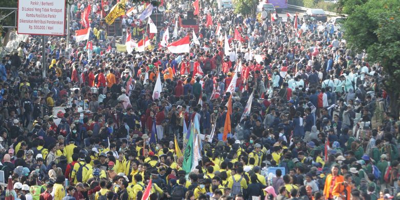 Kamis Siang Ribuan Mahasiswa Bakal Kembali Demo Desak Perppu Kpk Di Depan Istana Halaman All Kompas Com
