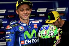 Rossi Pakai Helm Bernomor 