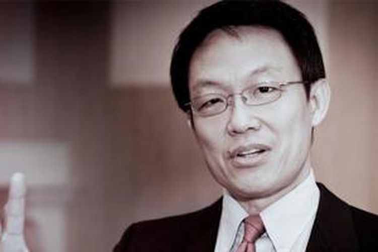 CEO Kaskus, Sukan Makmuri
